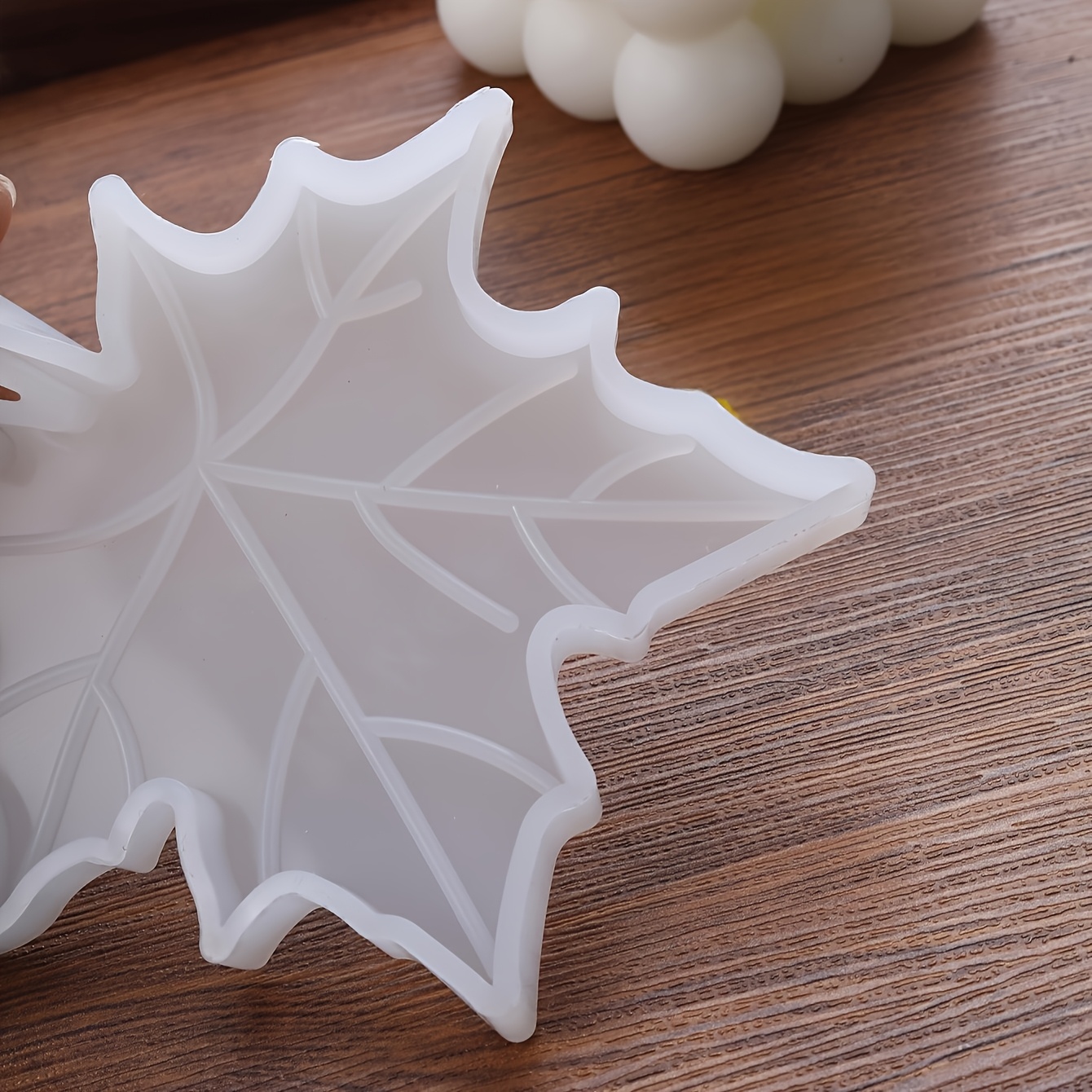 1PC Ahornblattförmige Silikonf – Candle Making Items Bewertung und Preis
